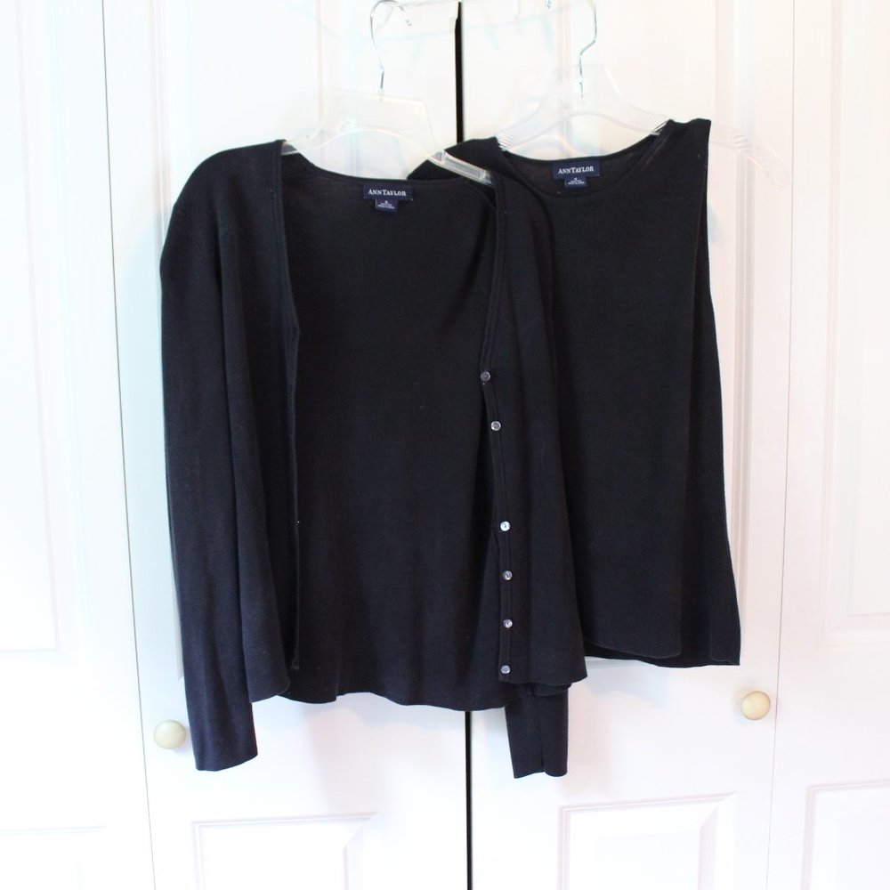 Ann Taylor 100% Silk Tank top and Cardigan Set Womens Size Small